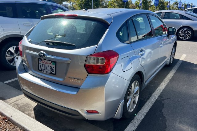 Used 2014 Subaru Impreza 2.0i Premium w/ All-Weather Package w/CVT AWD/4WD image 7