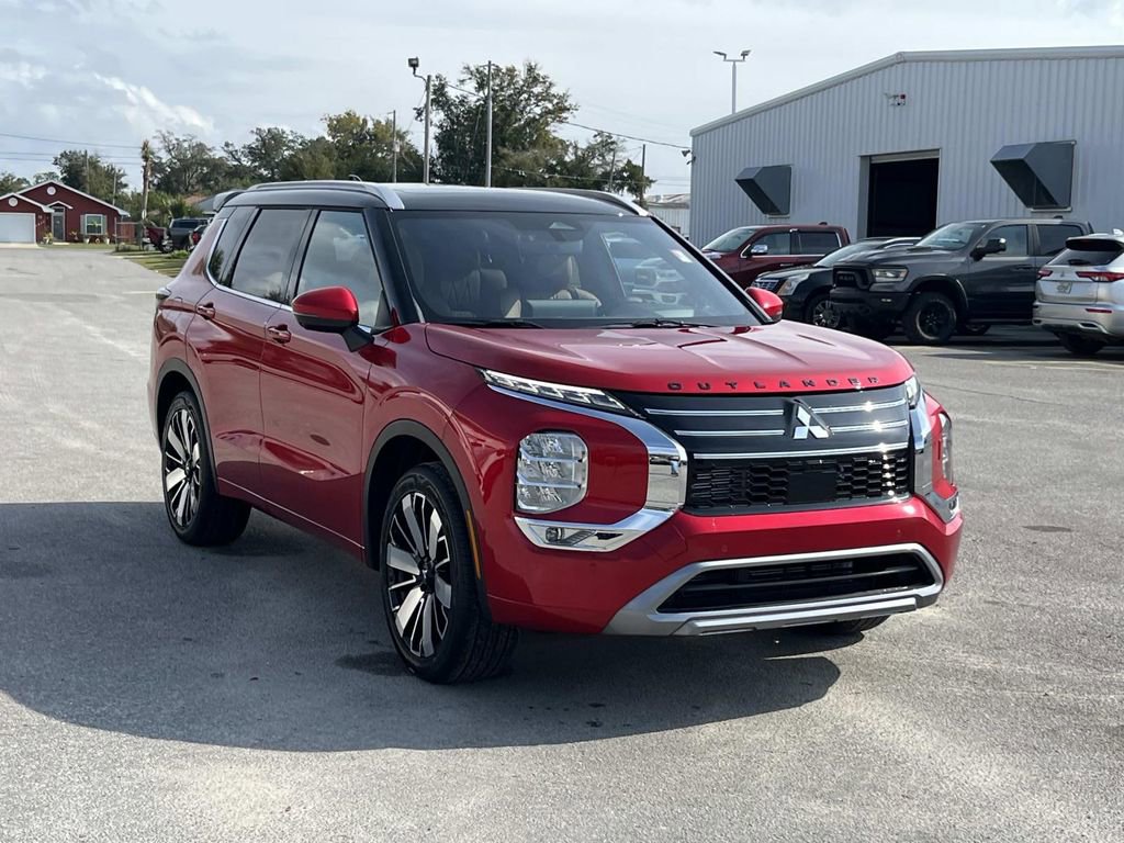 New 2026 Mitsubishi Outlander SEL image 7
