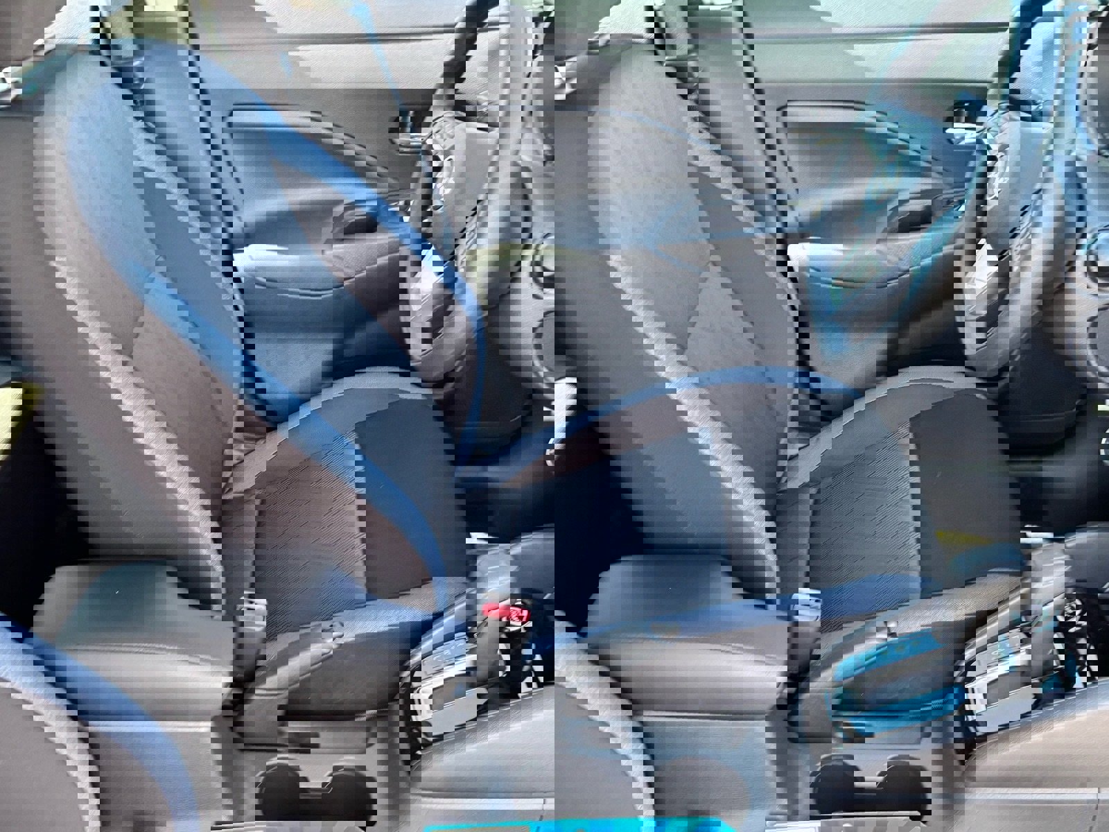 New 2025 Nissan Versa SV w/ Trunk Package image 12