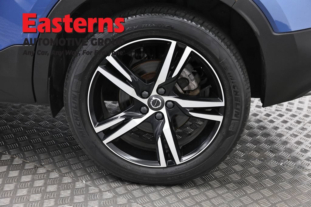 Used 2020 Volvo XC40 T5 R-Design AWD/4WD image 33