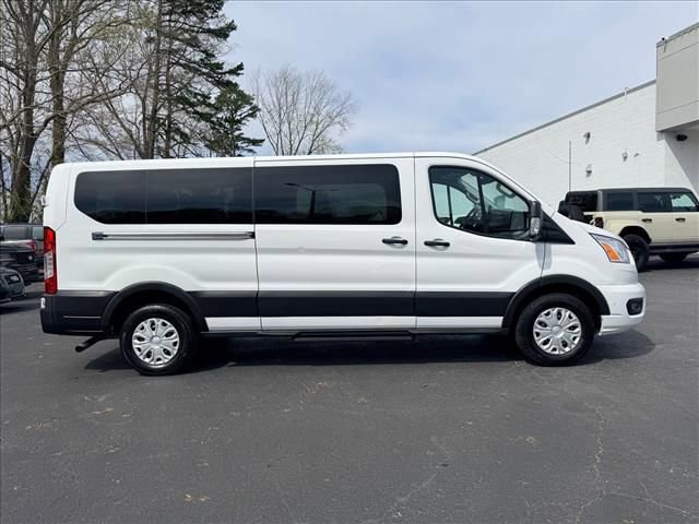 Used 2022 Ford Transit 350 XLT image 3