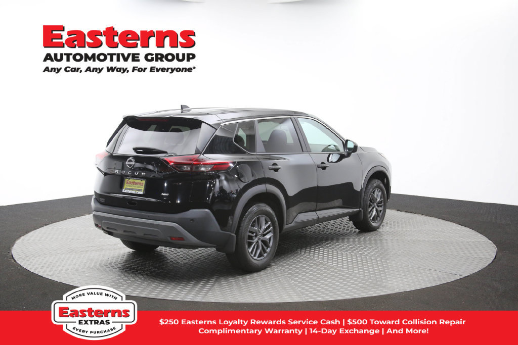 Used 2023 Nissan Rogue S AWD/4WD image 43