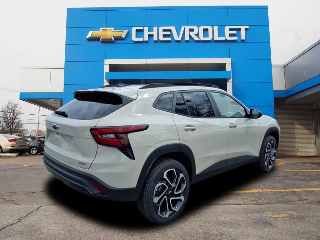 New 2026 Chevrolet Trax RS FWD image 3