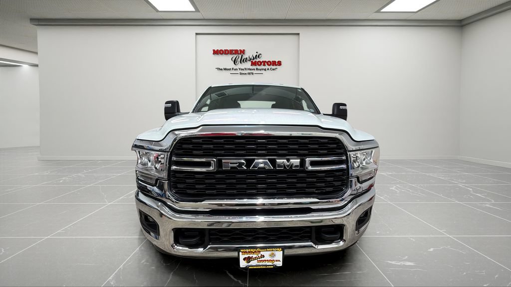 Used 2024 RAM 2500 Big Horn AWD/4WD image 8