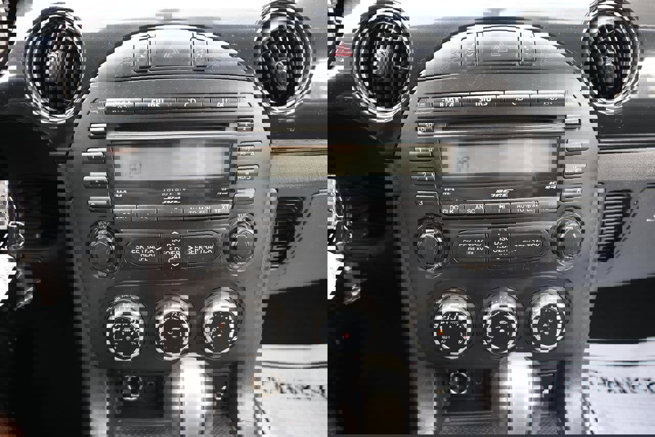 Used 2015 MAZDA MX-5 Miata Grand Touring image 33