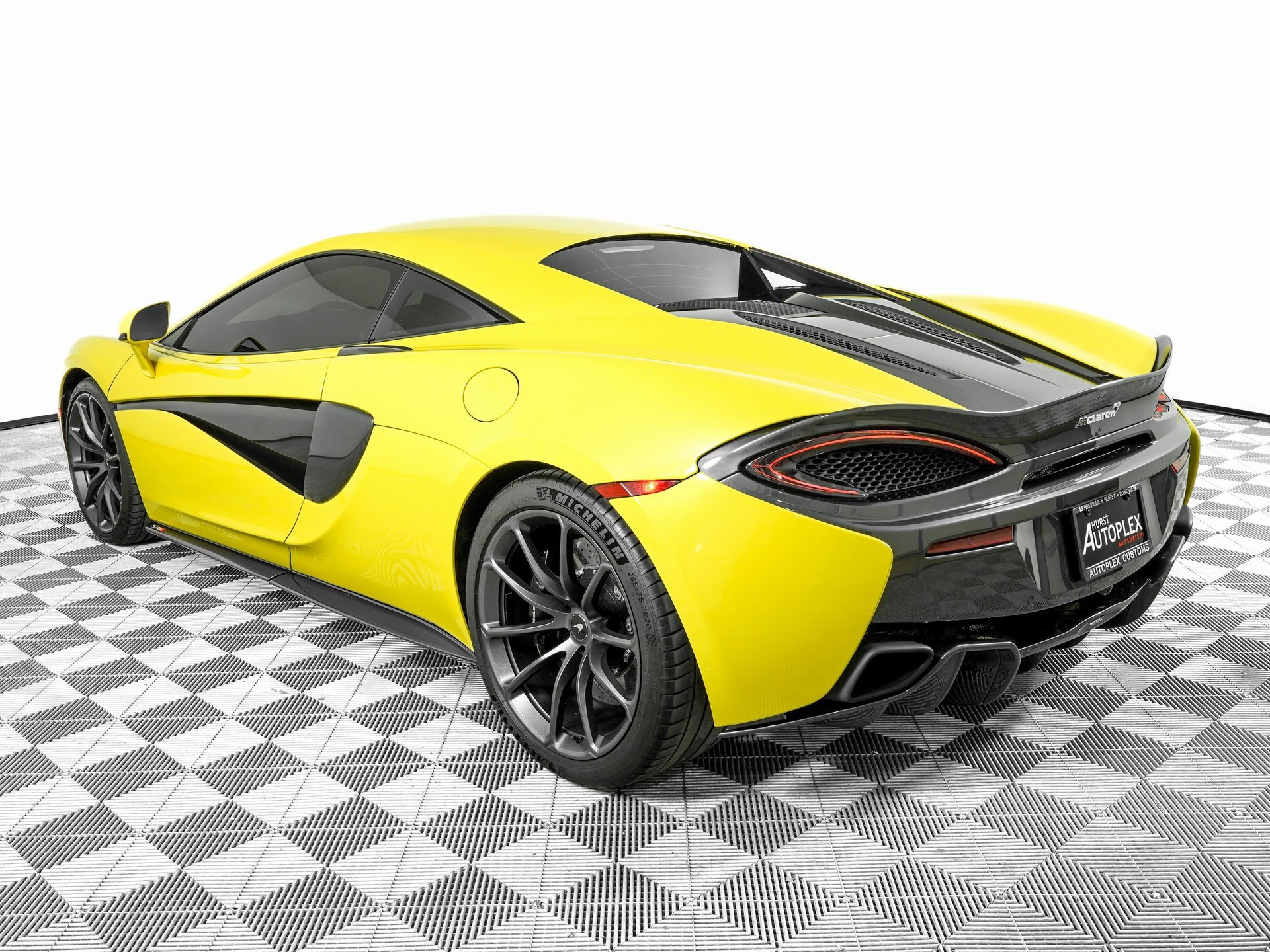 Used 2019 McLaren 570S Coupe image 7