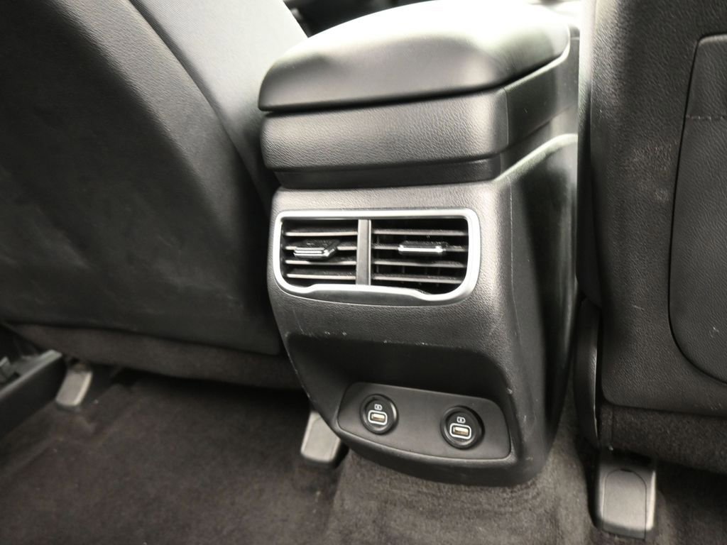 Used 2023 Hyundai Santa Fe SE image 34