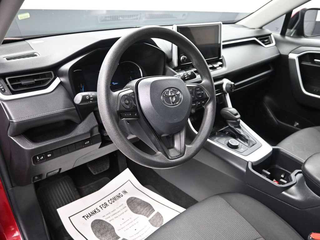 Used 2025 Toyota RAV4 XLE w/ Convenience Package image 13