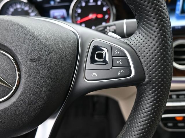 Used 2017 Mercedes-Benz E 300 4MATIC image 23