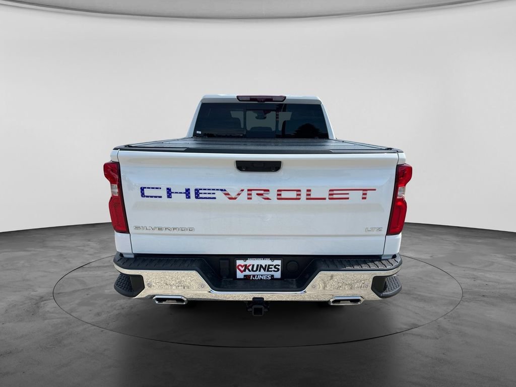 Used 2023 Chevrolet Silverado 1500 LTZ w/ Technology Package AWD/4WD image 9