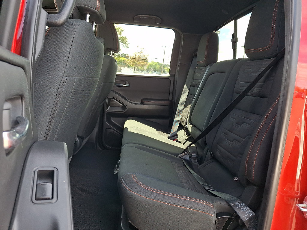 Certified 2023 Nissan Frontier PRO-4X w/ Pro Convenience Package AWD/4WD image 11