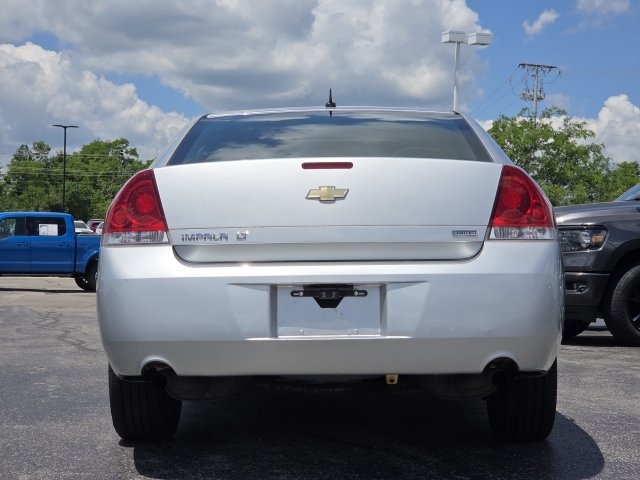 Used 2015 Chevrolet Impala LT w/ LT Sunroof Package FWD image 9