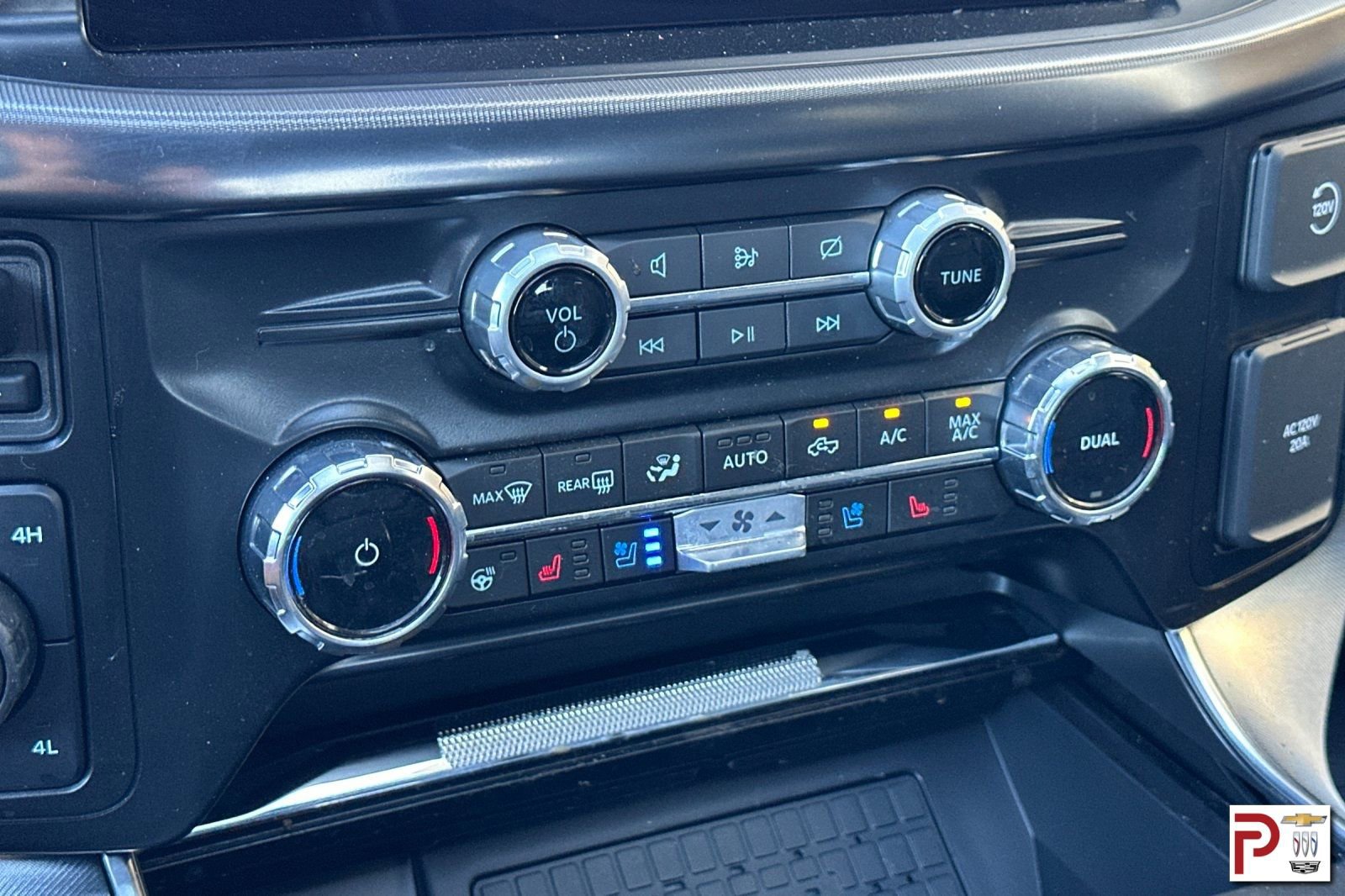 Used 2024 Ford F150 Platinum image 25