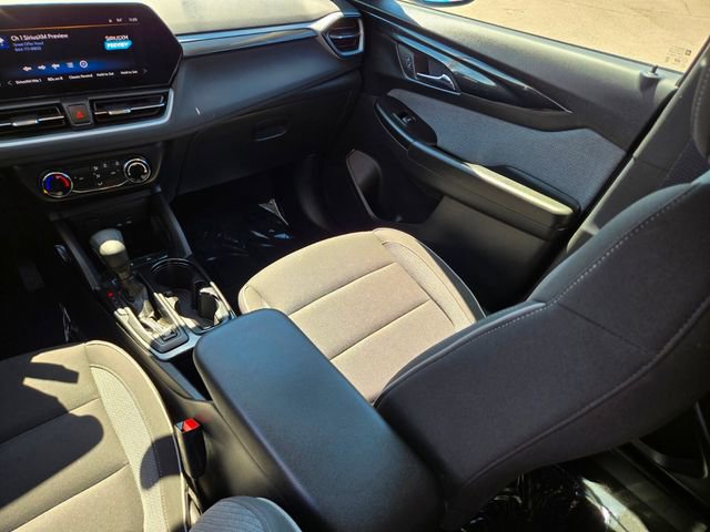 Used 2024 Chevrolet TrailBlazer LS w/ LS Convenience Package image 17