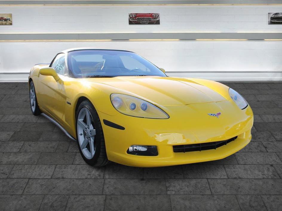 Used 2007 Chevrolet Corvette Convertible w/ Preferred Equipment Group RWD image 1