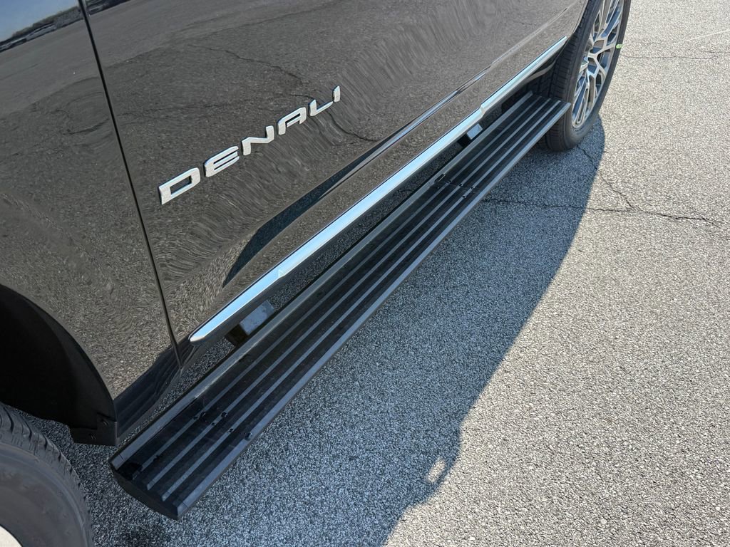 New 2026 GMC Yukon Denali AWD/4WD image 7