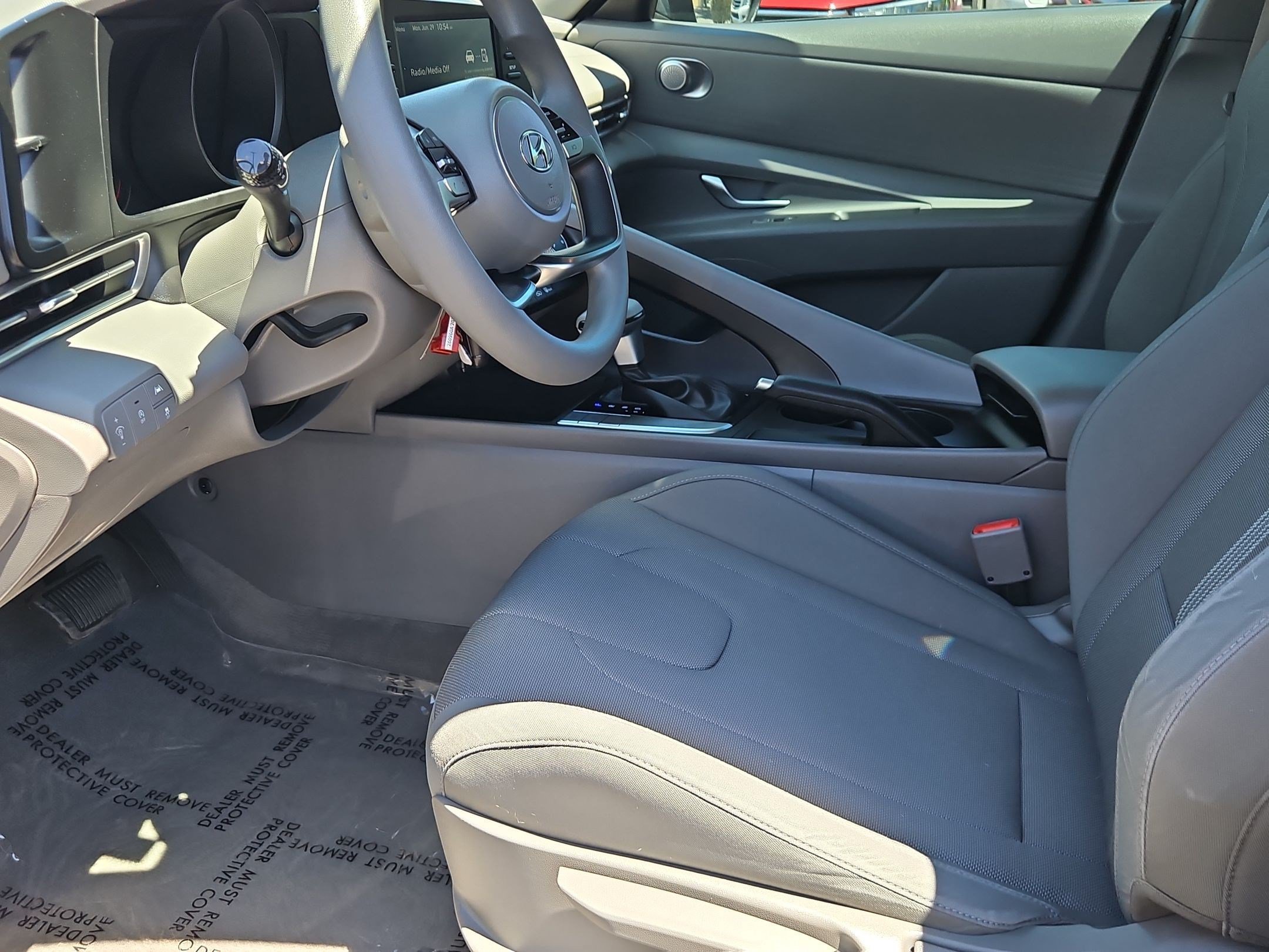 Used 2023 Hyundai Elantra SE FWD image 20