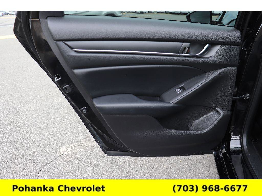 Used 2018 Honda Accord Sport image 27