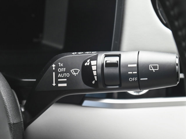 New 2025 Mitsubishi Outlander AWD image 26