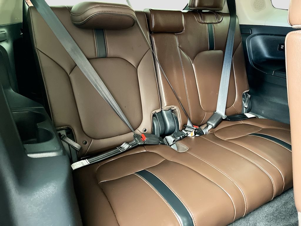 Used 2025 Honda Pilot Elite image 29