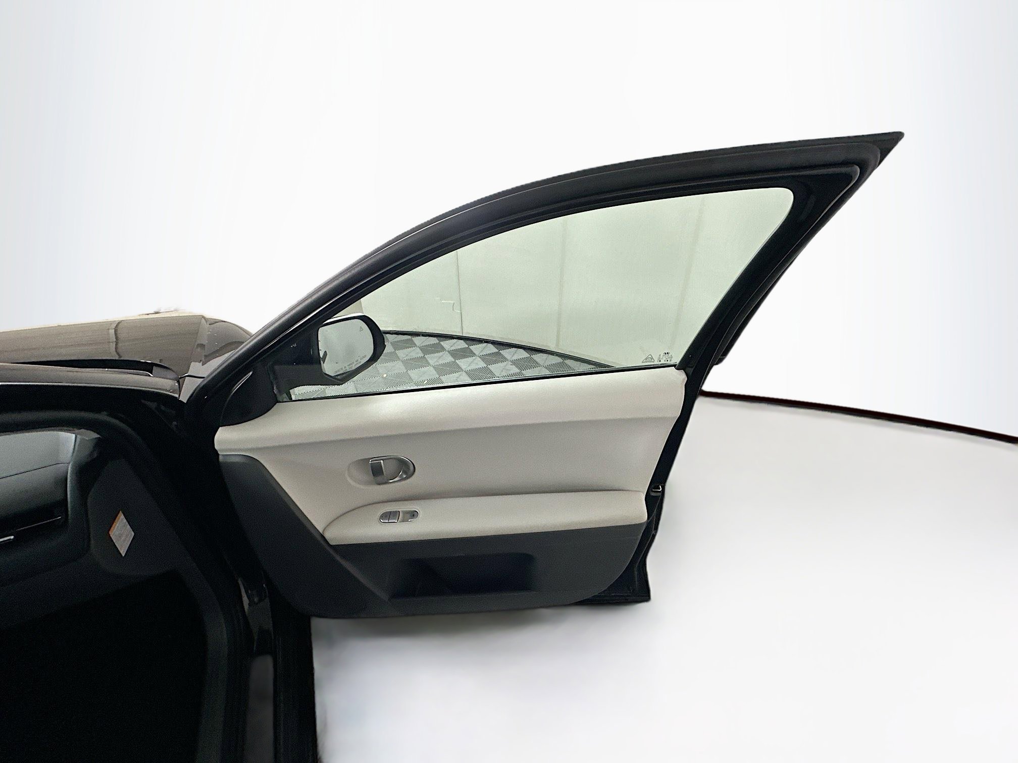 Used 2024 Hyundai Ioniq 5 SEL RWD image 32