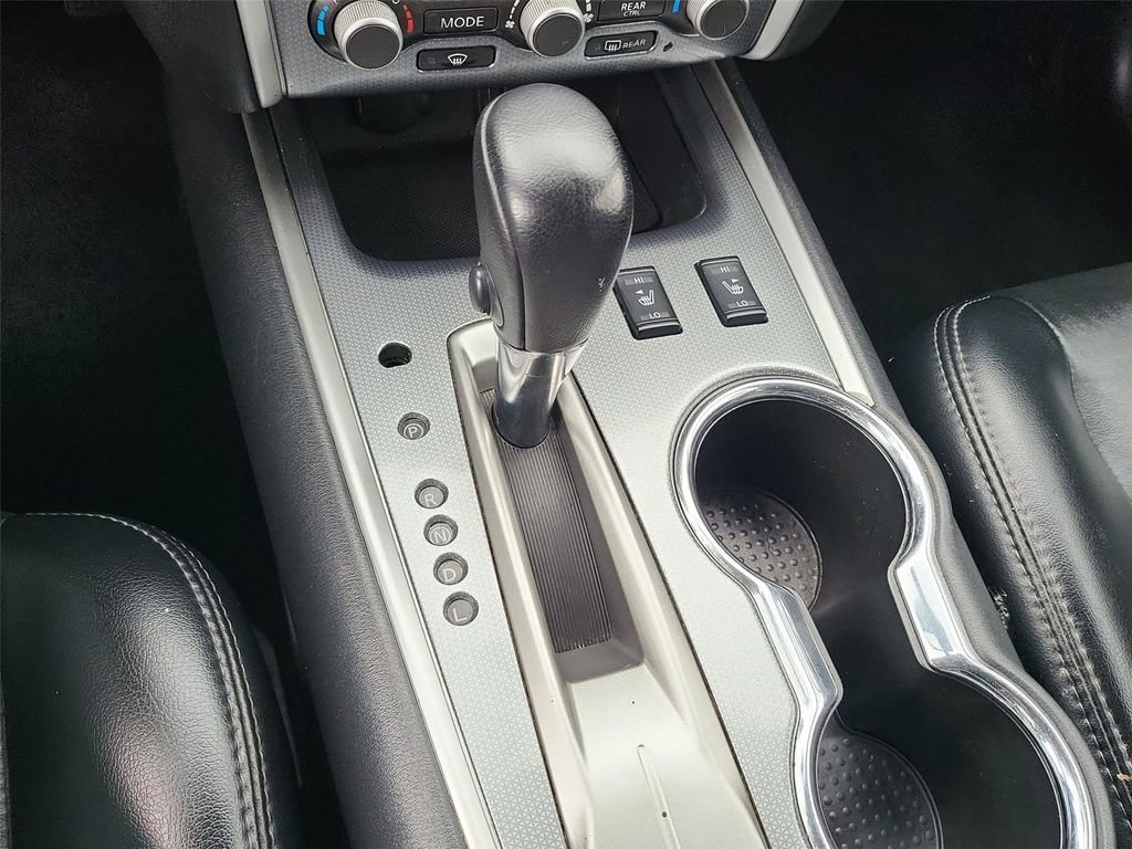 Used 2019 Nissan Pathfinder SL FWD image 8