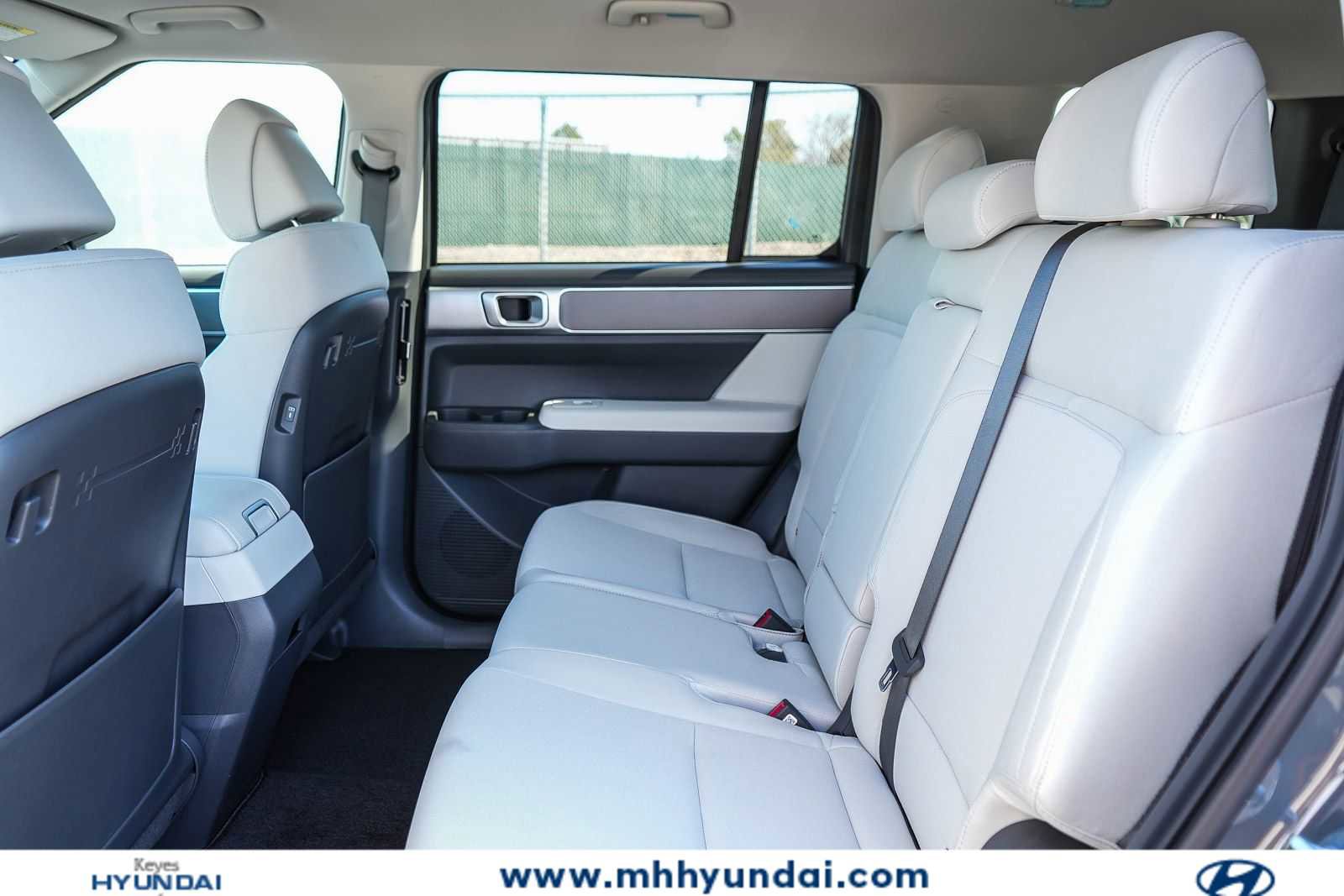 New 2026 Hyundai Santa Fe SE FWD image 19