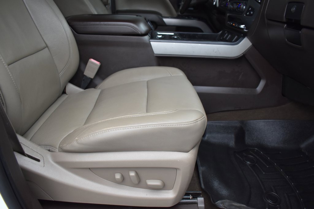 Used 2015 Chevrolet Silverado 2500 LTZ image 8