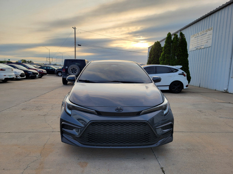 Used 2024 Toyota Corolla SE FWD image 2