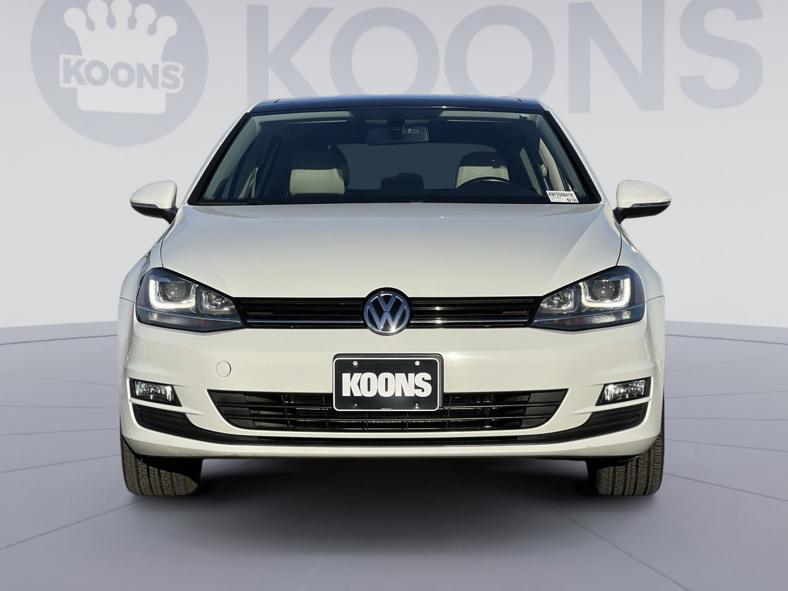 Used 2015 Volkswagen Golf S image 11