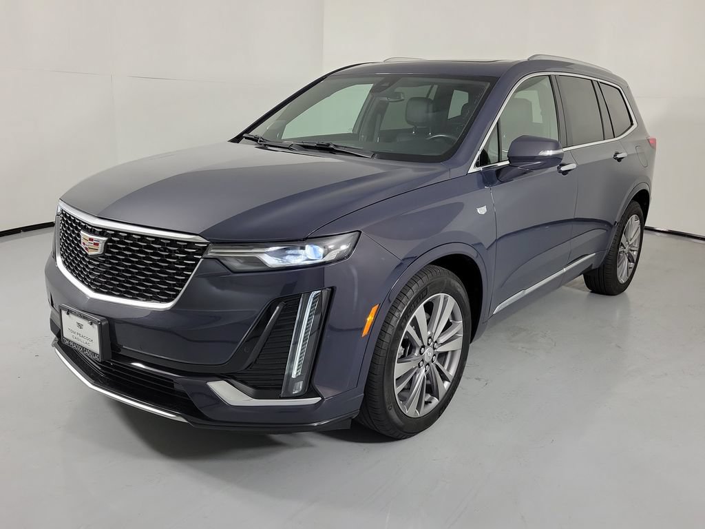 Certified 2024 Cadillac XT6 Premium Luxury FWD image 2