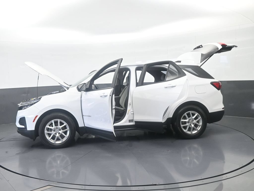Used 2023 Chevrolet Equinox LS FWD image 73
