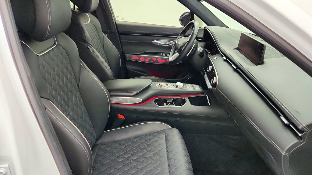 Used 2024 Genesis GV70 3.5T Sport w/ Sport Advanced Package image 26