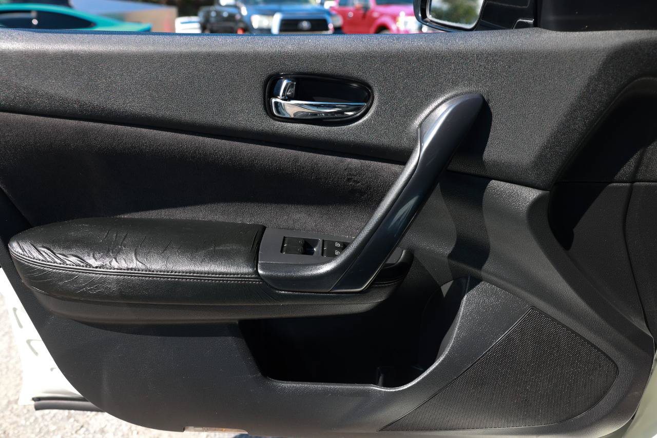 Used 2014 Nissan Maxima 3.5 S FWD image 38