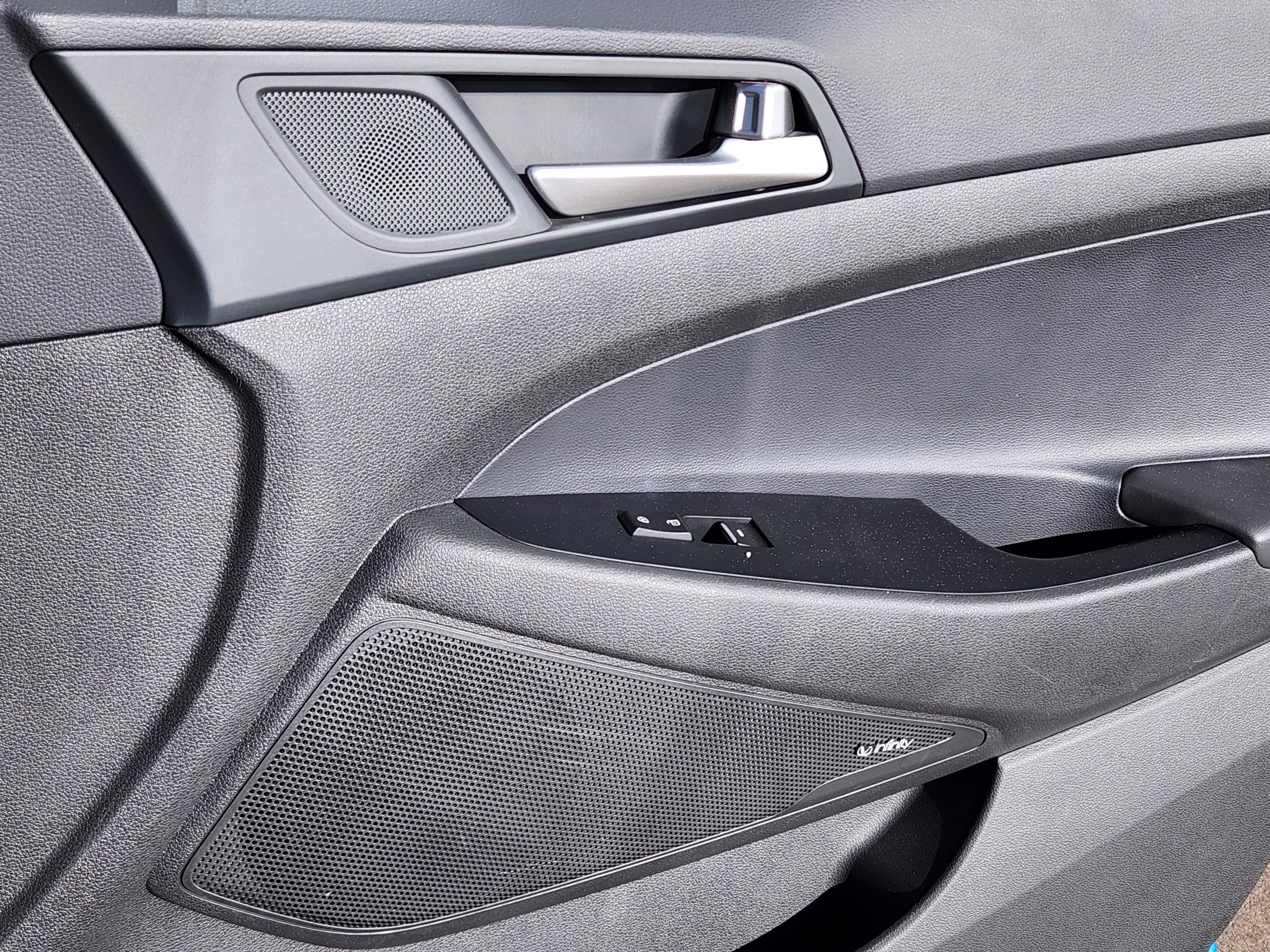 Certified 2021 Hyundai Tucson Limited w/ Cargo Package image 14