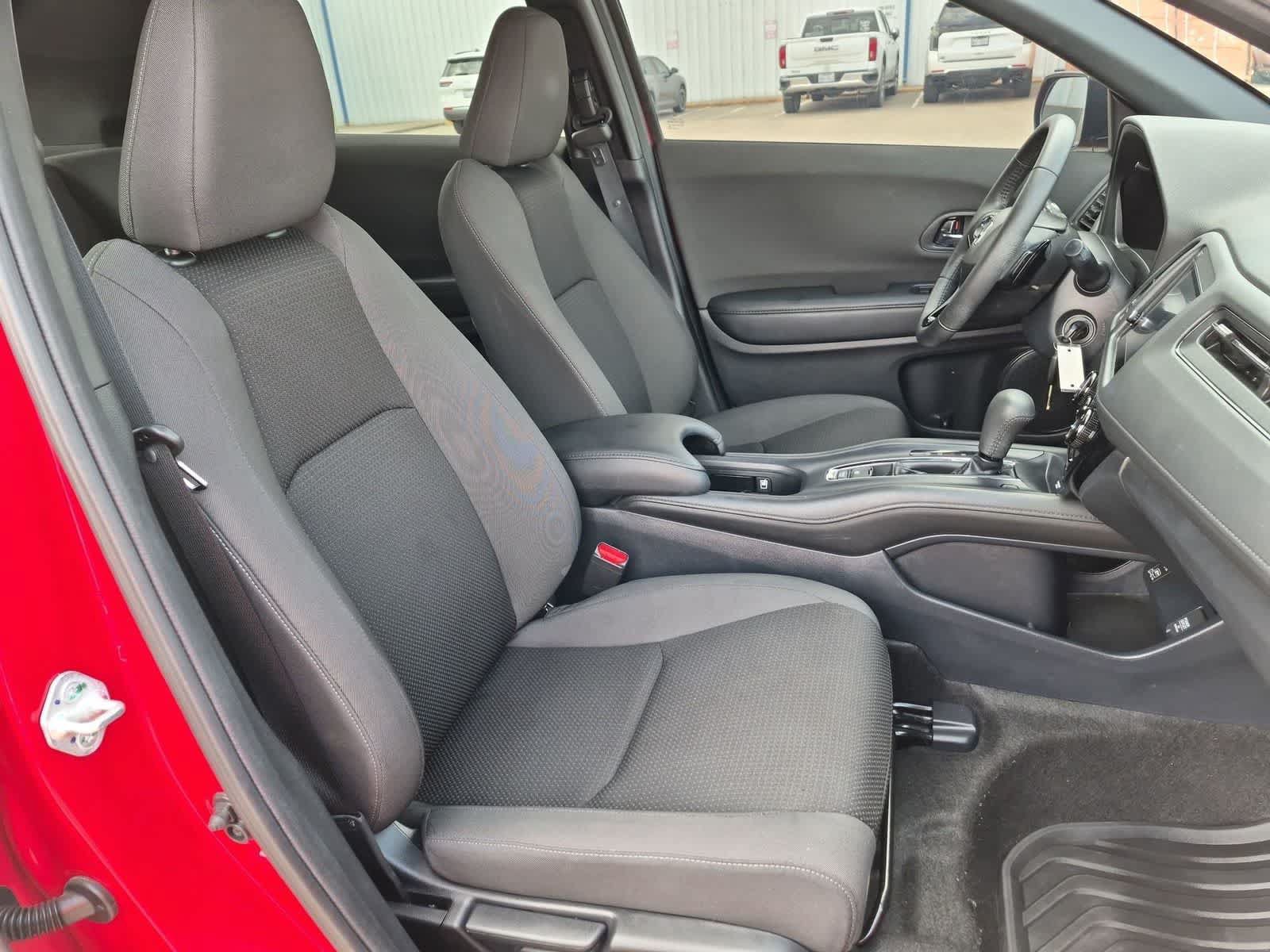 Used 2022 Honda HR-V Sport image 25