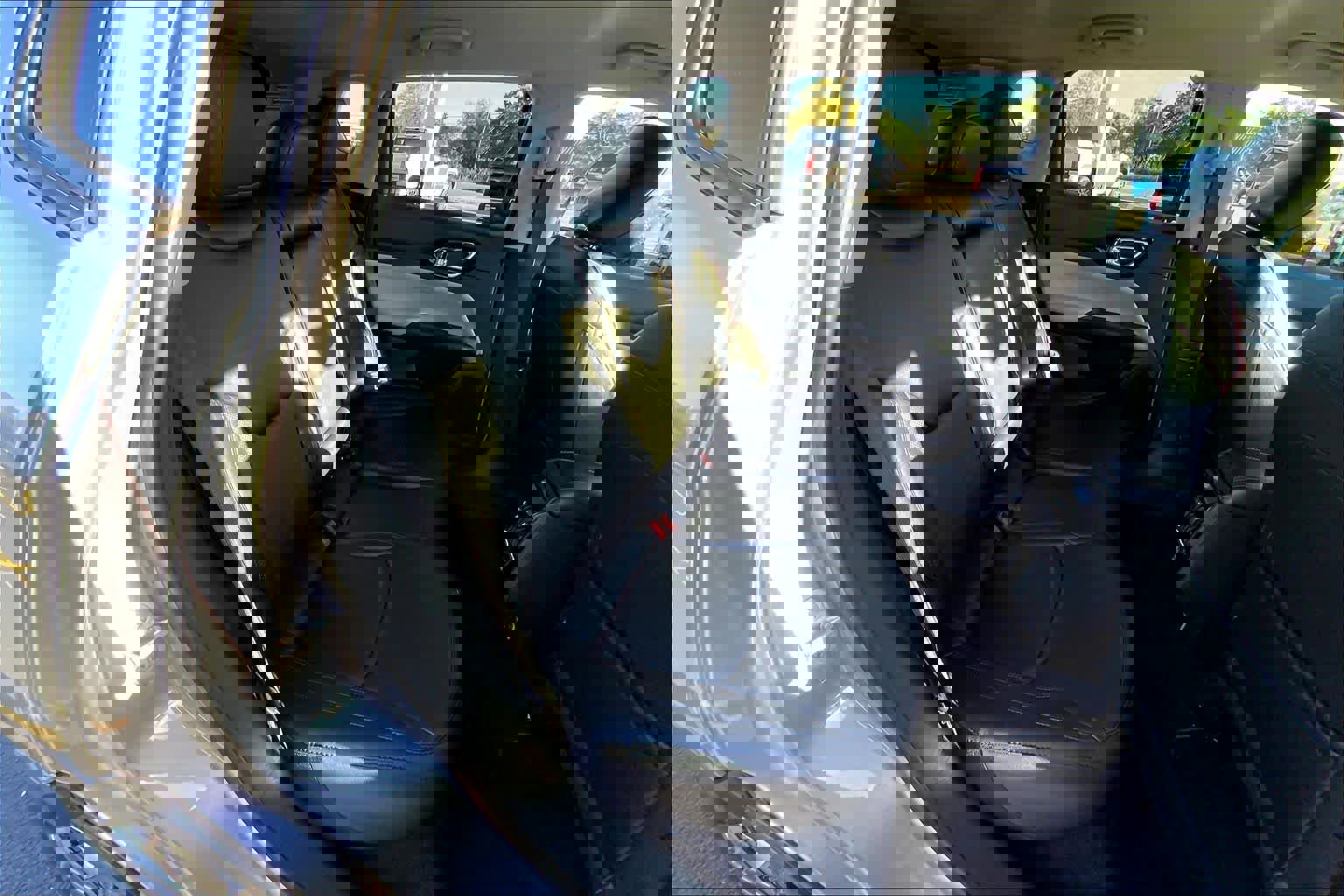 Used 2022 Jeep Compass Limited image 19