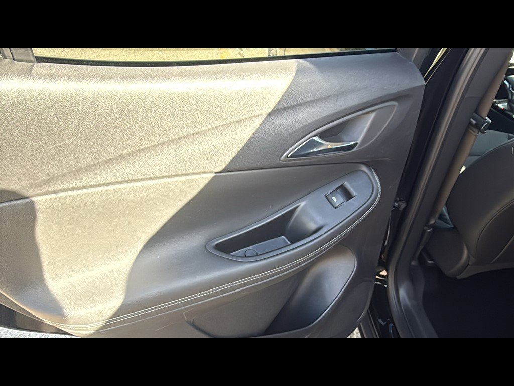 Certified 2023 Buick Encore GX Select image 18