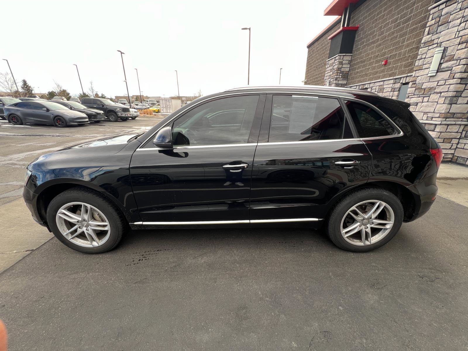 Used 2015 Audi Q5 2.0T Premium Plus w/ Technology Package image 6