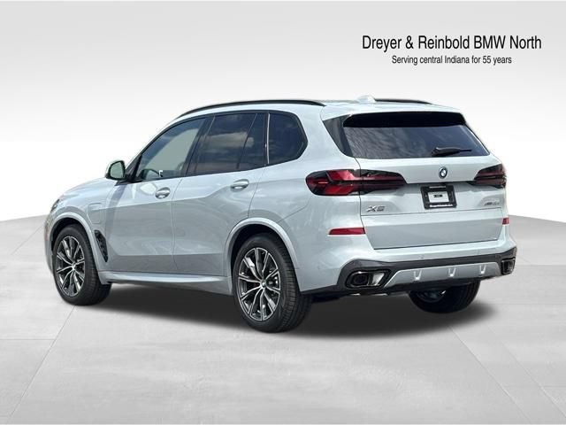 New 2026 BMW X5 xDrive50e w/ M Sport Package AWD/4WD image 4