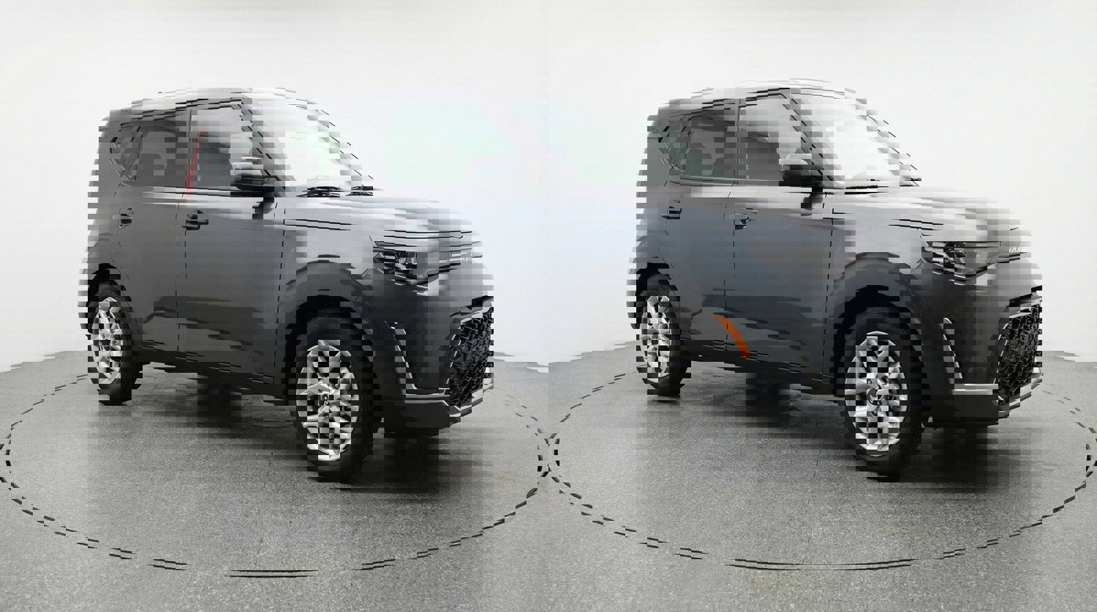 Used 2025 Kia Soul LX w/ LX Technology Package FWD image 1