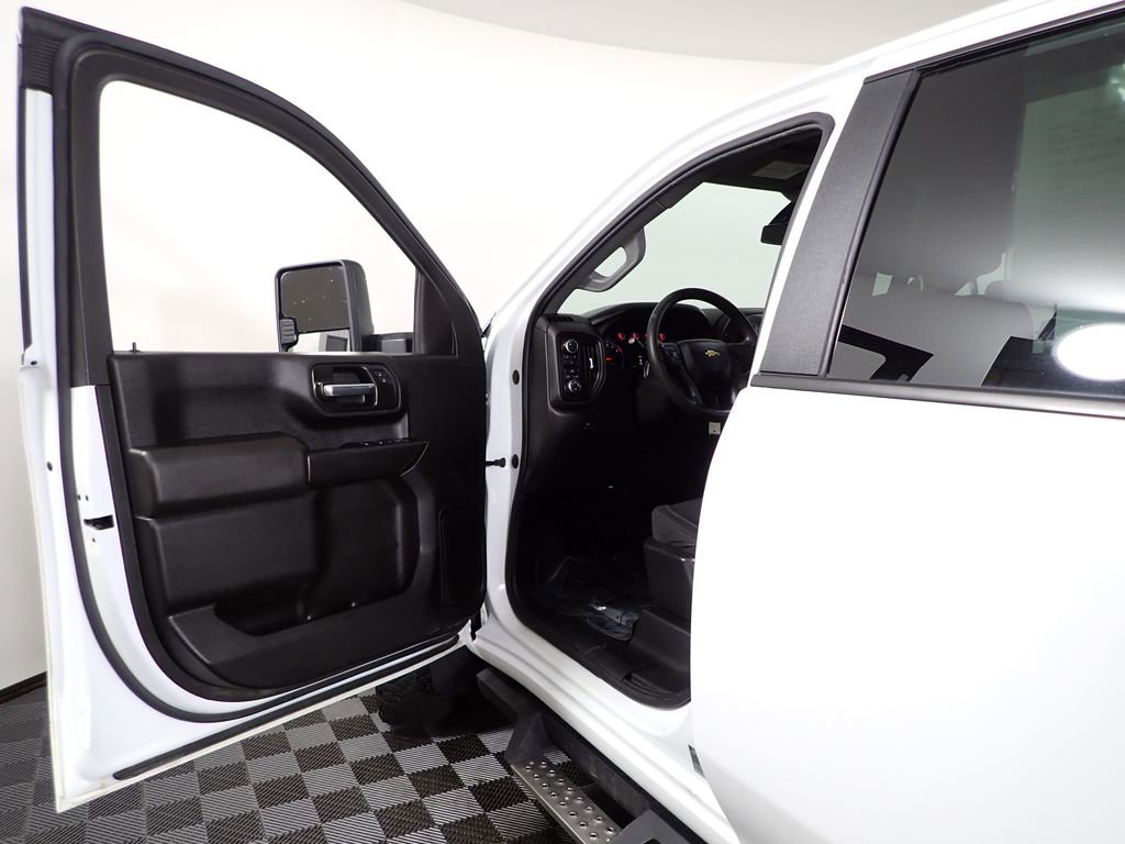 Used 2023 Chevrolet Silverado 2500 Custom w/ Custom Convenience Package AWD/4WD image 22