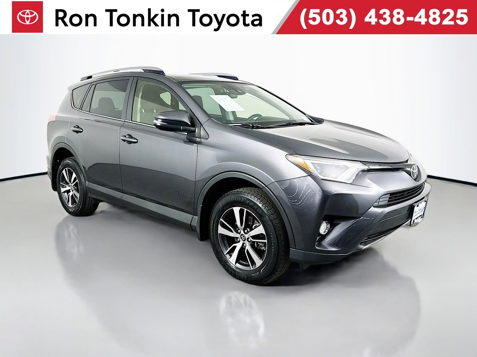 Certified 2018 Toyota RAV4 XLE image 1