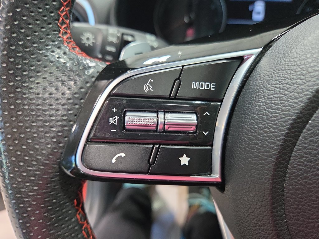Used 2023 Kia Forte GT w/ GT2 Package FWD image 33