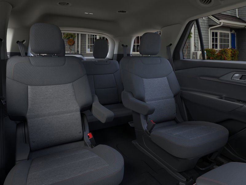 New 2025 Ford Explorer Active image 11