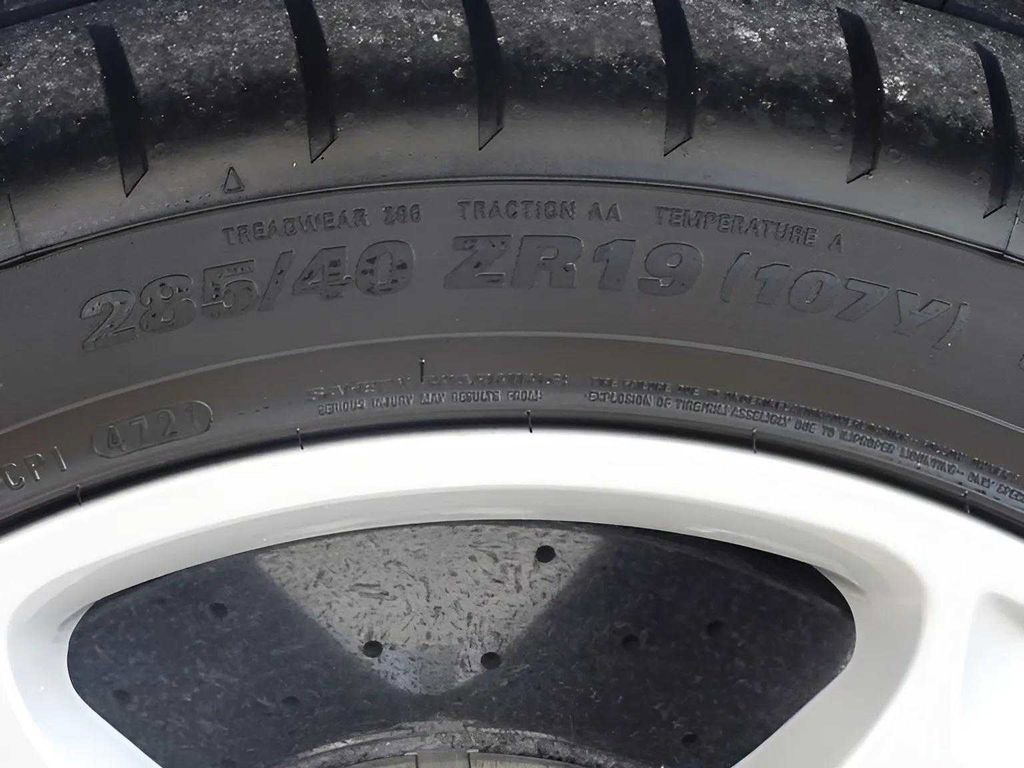 Used 2011 Ferrari California image 32