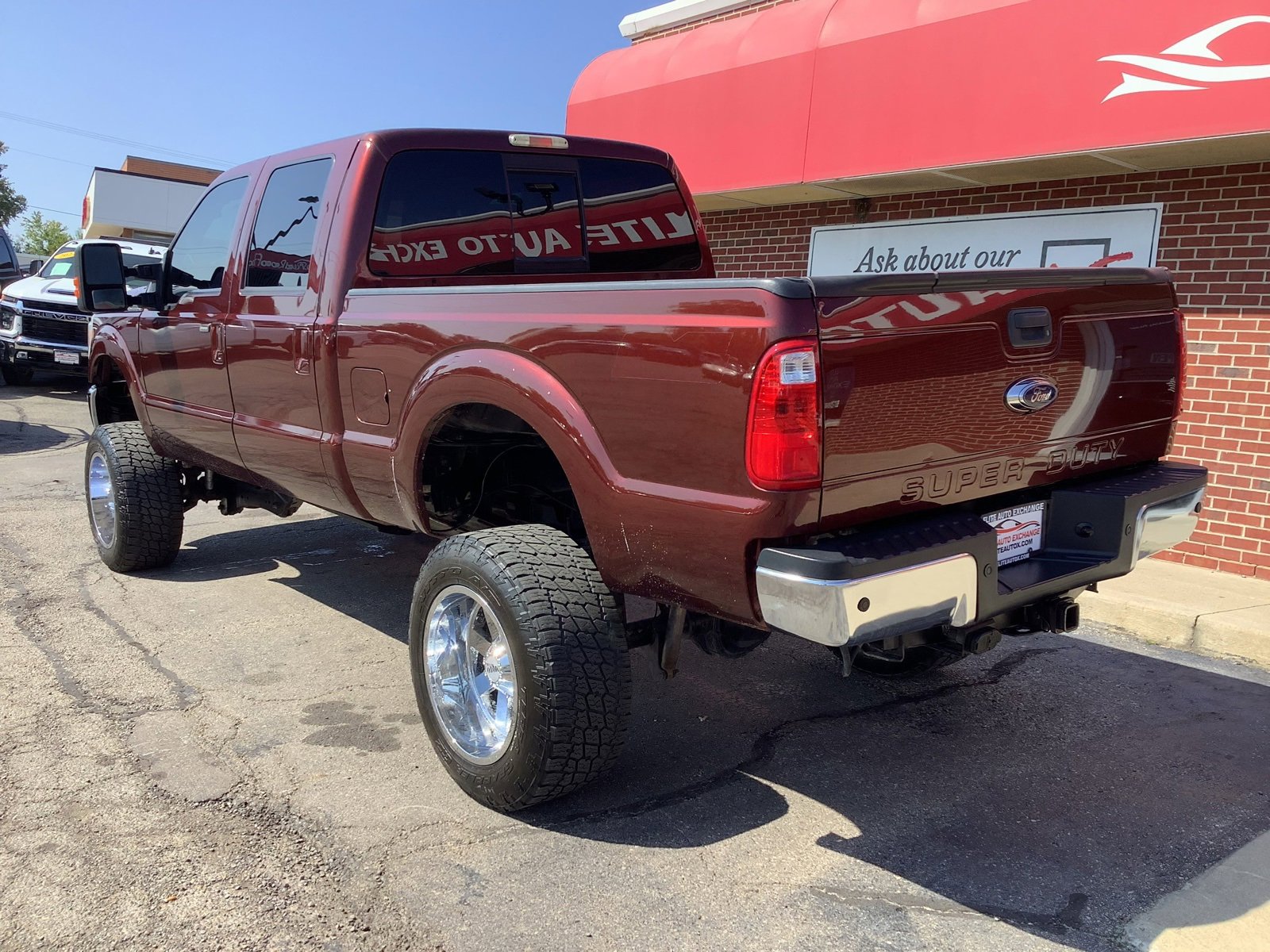 Used 2016 Ford F250 Lariat w/ Lariat Ultimate Package image 6