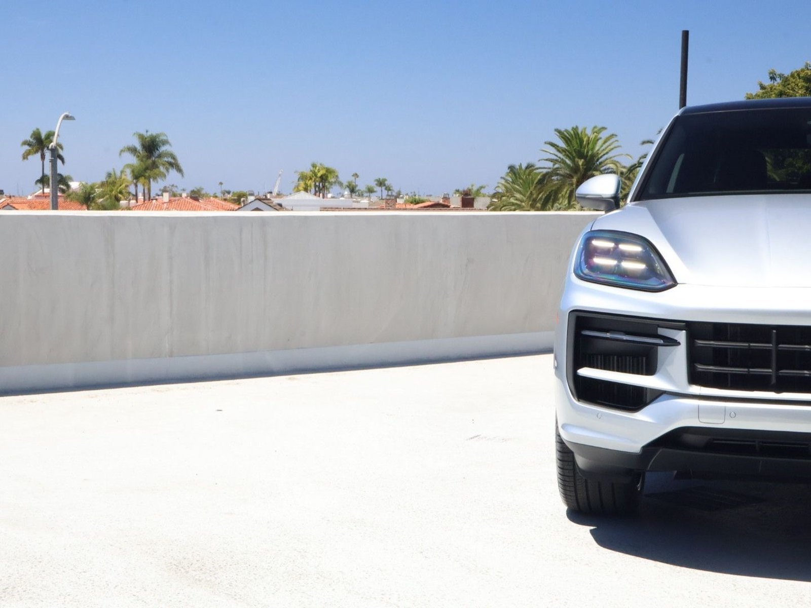 New 2026 Porsche Cayenne Coupe AWD/4WD image 12