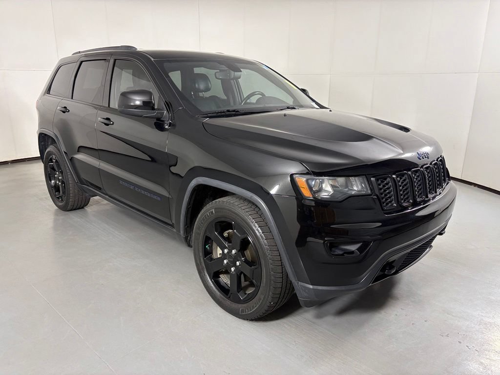 Used 2019 Jeep Grand Cherokee Laredo RWD image 2