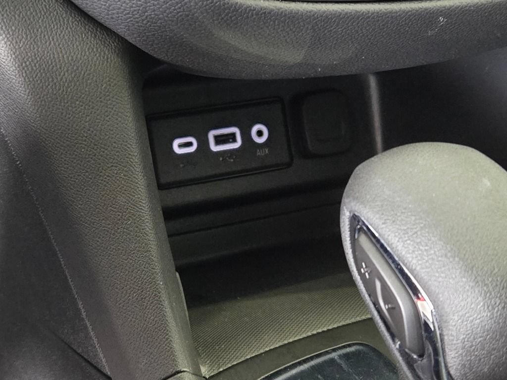 Certified 2024 Chevrolet Equinox LT FWD image 28